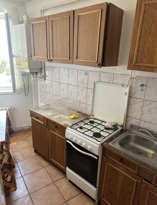 Garsoniera de închiriat