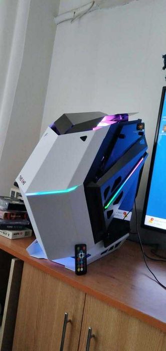 Asus Prime X299 cu i9-7920X (12 nuclee / 24 fire de execuție)
