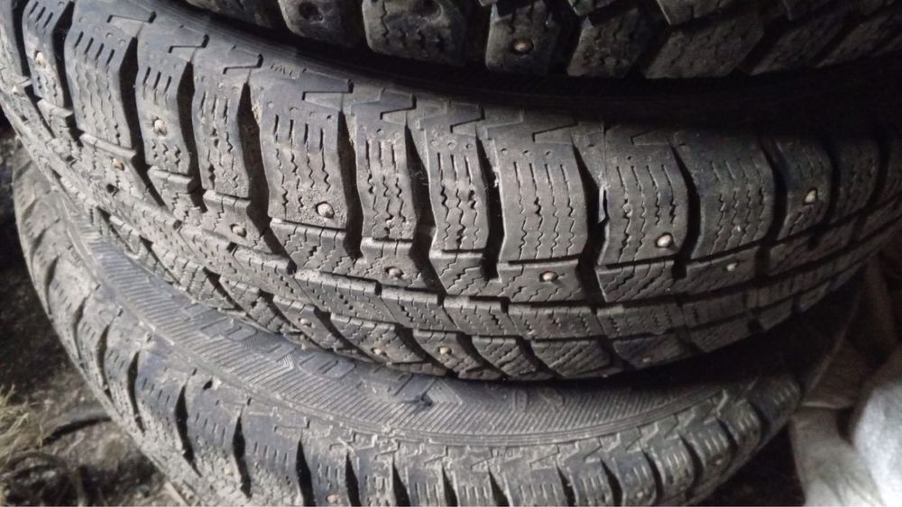 Продам зимние шины