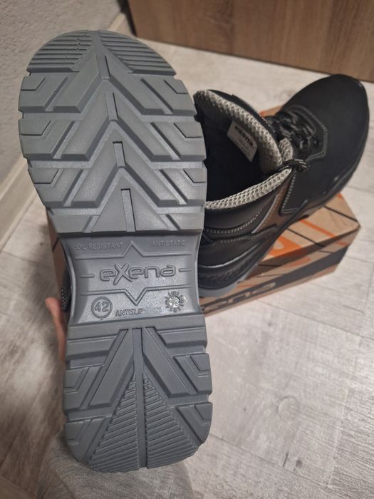 Bocanci de protectie Exena