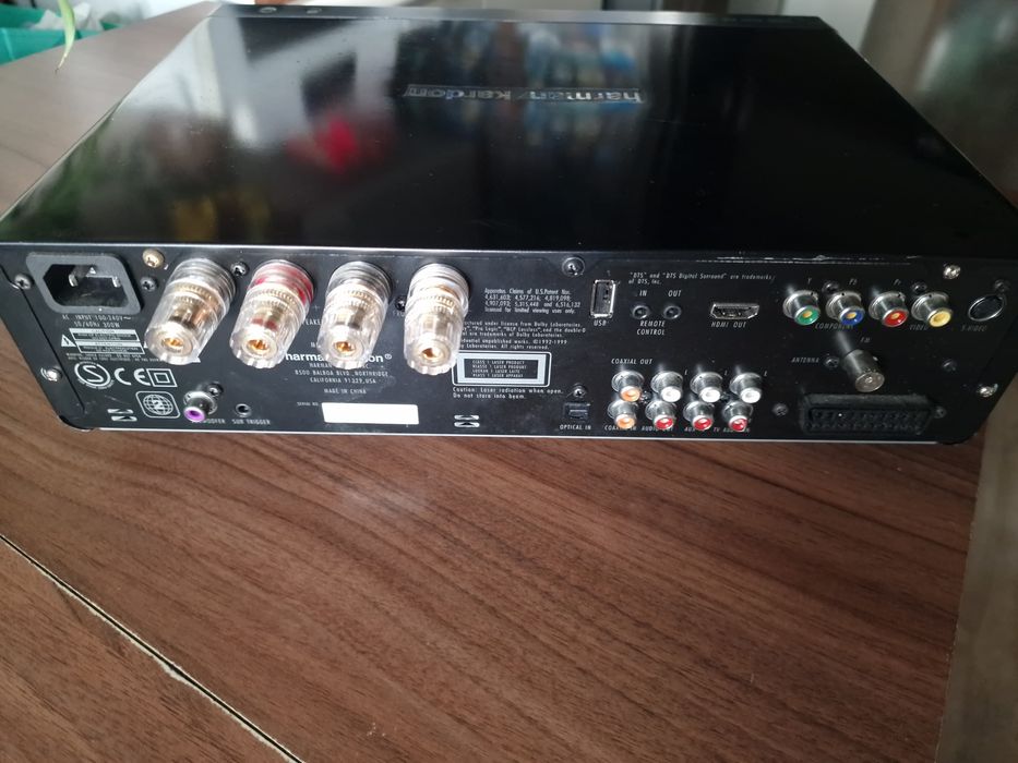 Harman kardon HS 200,partial functional
