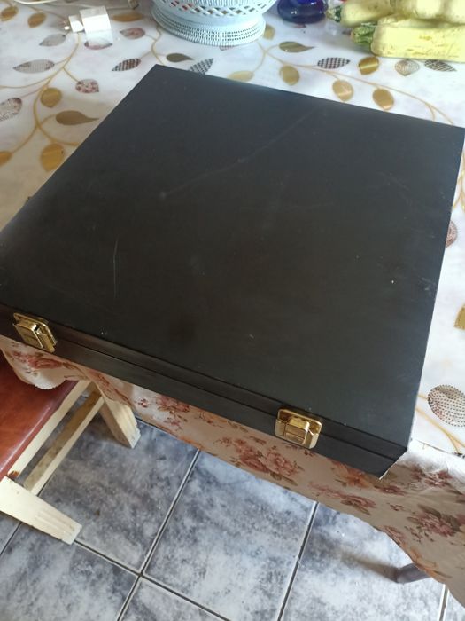 Ruleta tip valiza de vânzare.