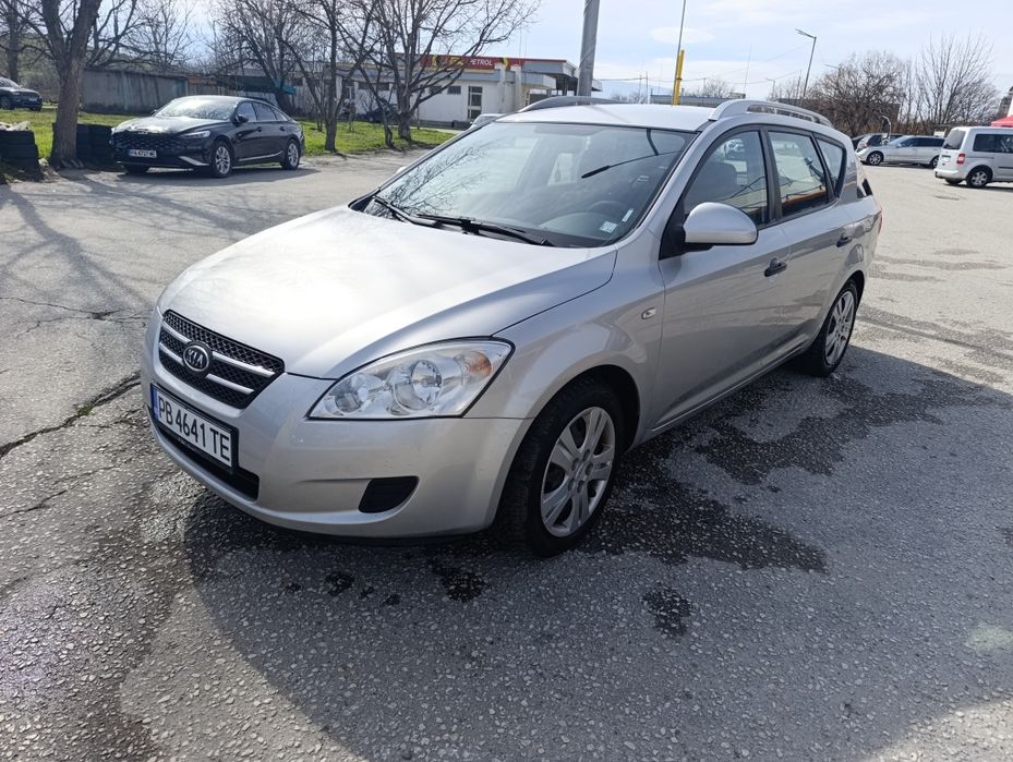 Kia ceed 1.4i 2009г