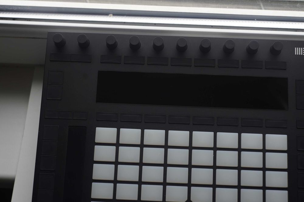Ableton Push 2 cu Decksaver