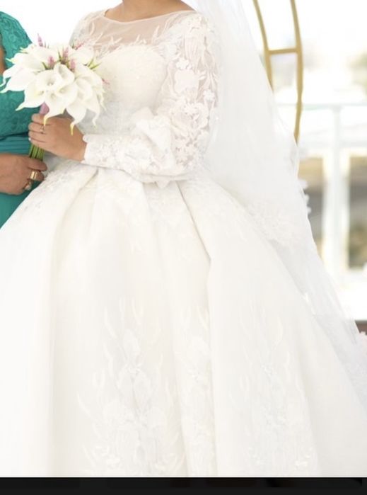 Свадебное платье