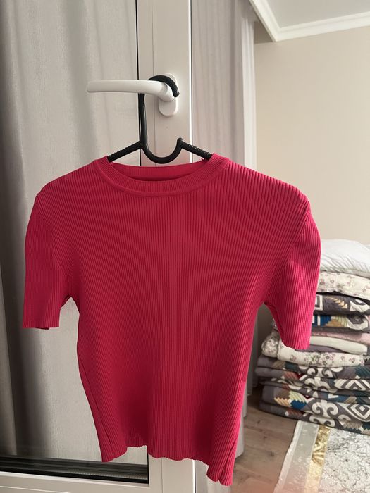 Продаю одежду на размер М