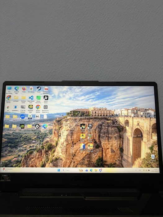 Игровой ноутбук asus