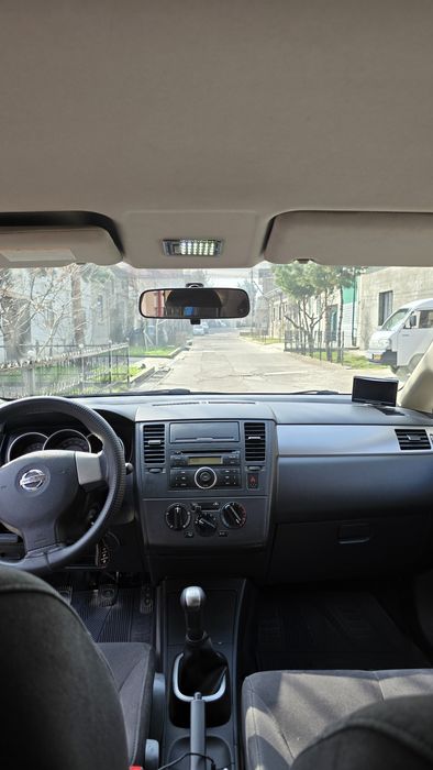 Srochno Sotiladi nissan tiida