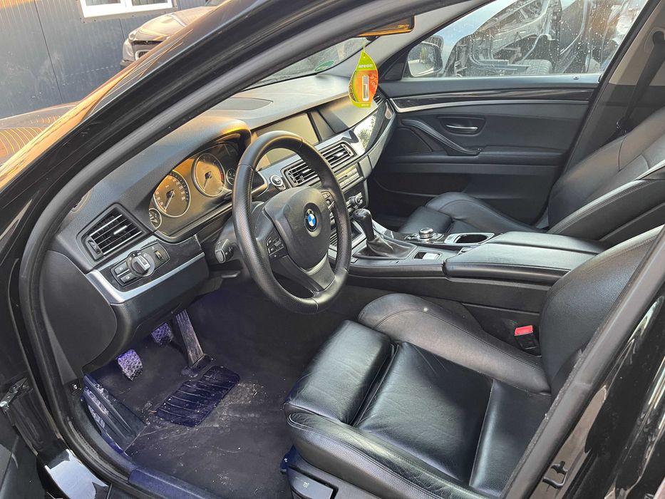 Dezmembrez BMW seria 5 F11 525d N57 204cp 3.0d an 2011