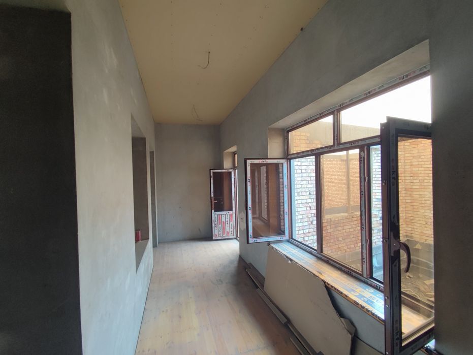 Ховли уй Хужамагиз кучада 2 сотих