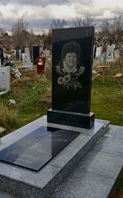 Памятники в Шымкенте