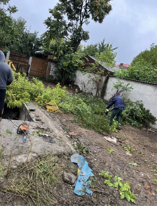 Demolari spart pereti gresie faianta decopertari