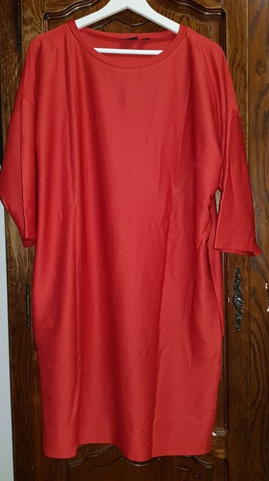 Rochie ROSU CA focul