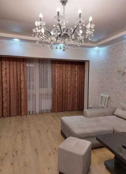 Ц-1, Центр Срочно Лучшая локация, Квартира на продажу, 2/2/9  60м2