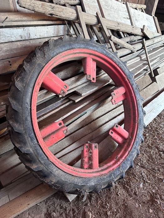 Fiat 415 44 cp+un set de roti legumicole