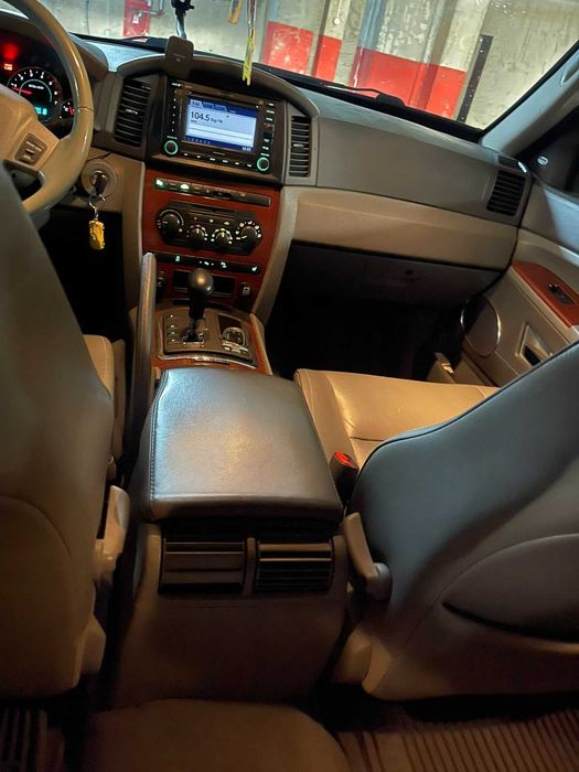 Vand sau schimb JEEP GRAND CHEROKEE 3.0 CRD din anul 2007