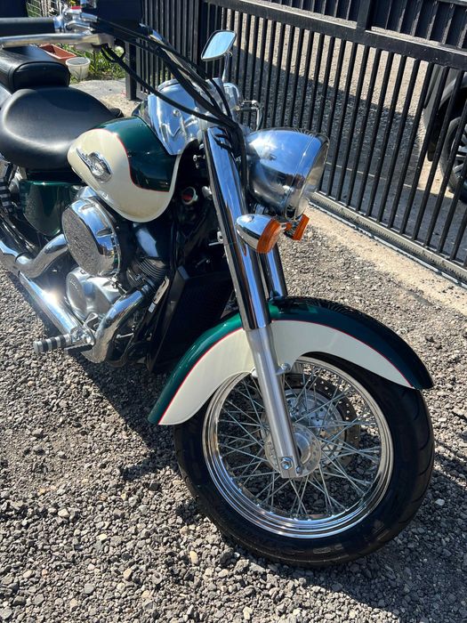 Moto Honda Shadow VT750C