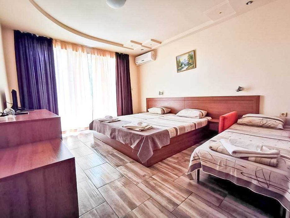 Продава се Хотел в Балчик - 2000 кв.м за 230 €/кв.м - Снимка #9
