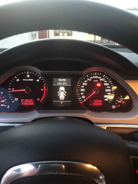 AUDI A 6 2011 C6