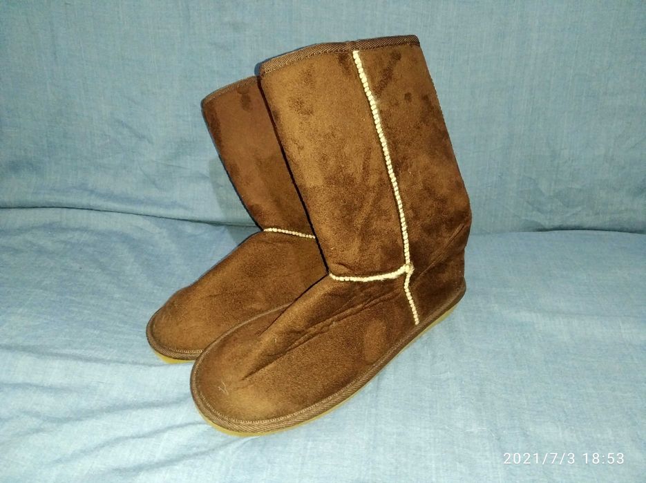 Cizme UGG imblanite 39 noi