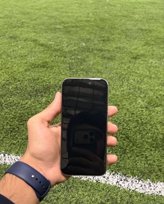 Продам Iphone 15 pro