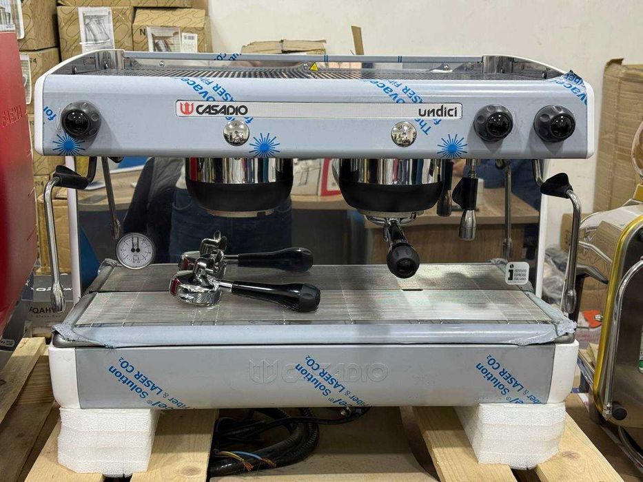 Профессиональная кофемашина Casadio s2