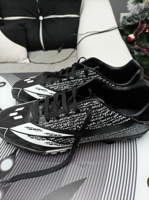 Мъжки маратонки нови