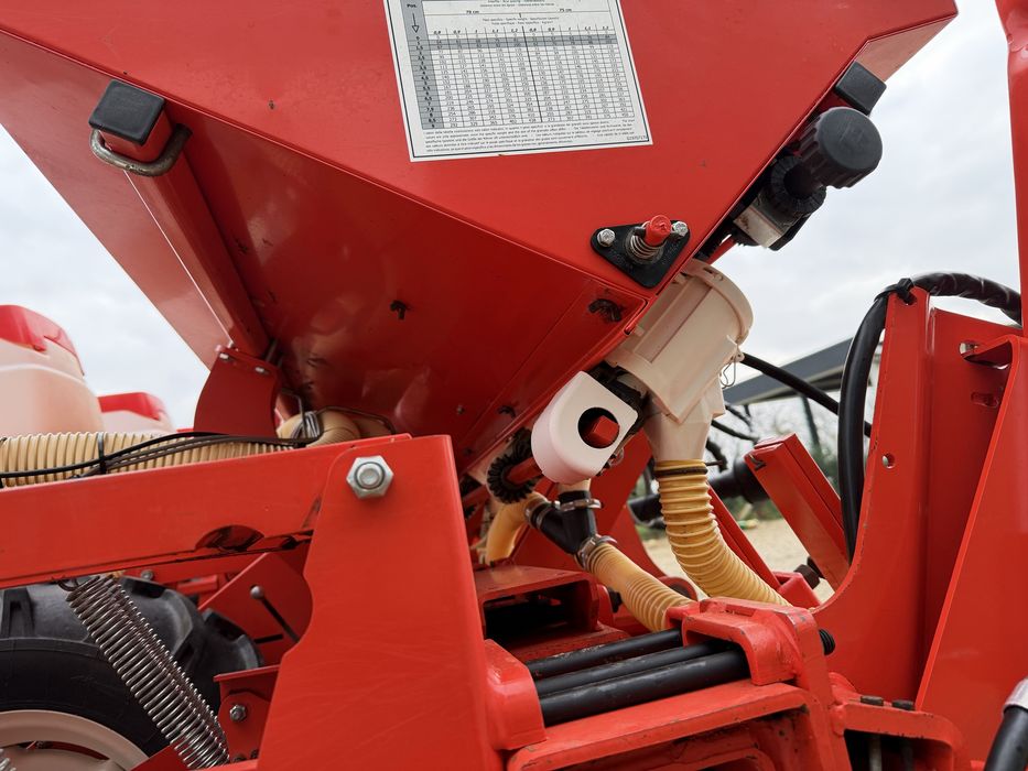 Semanatoare precizie pe disc  gaspardo nu kuhn monosem