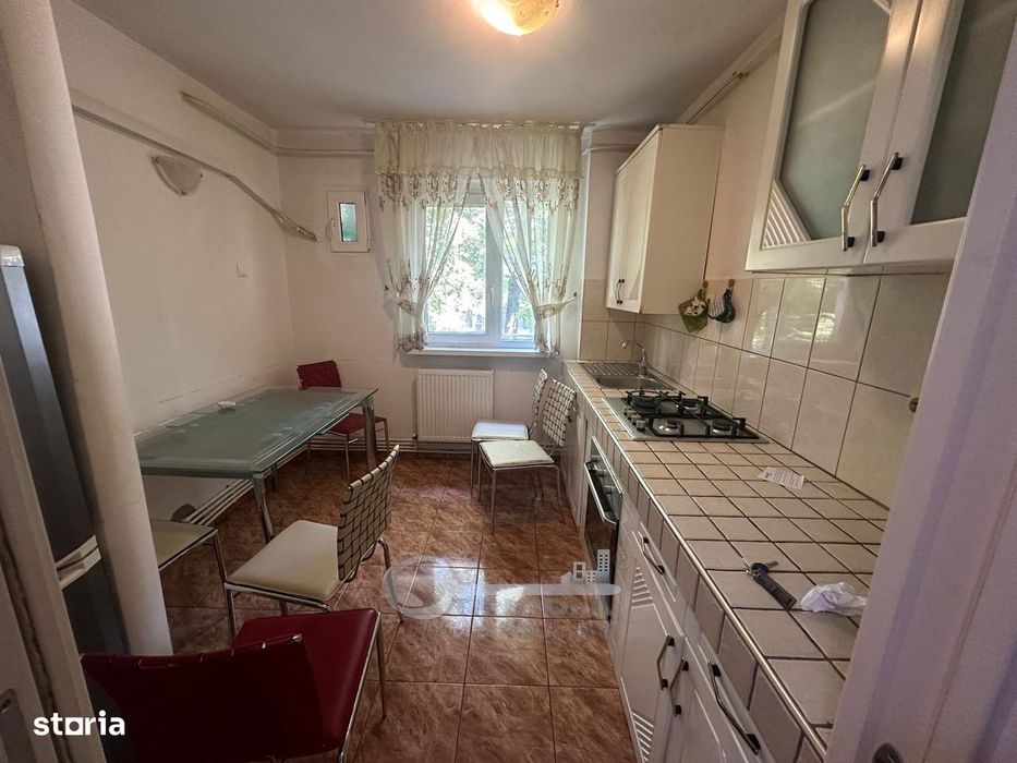 Apartament 3 camere, 76 mp, Etaj 2 – Centrală proprie, Balcon închis