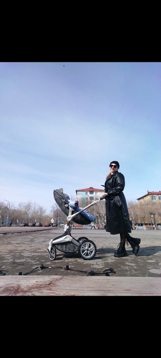 Продам коляску Hot mom