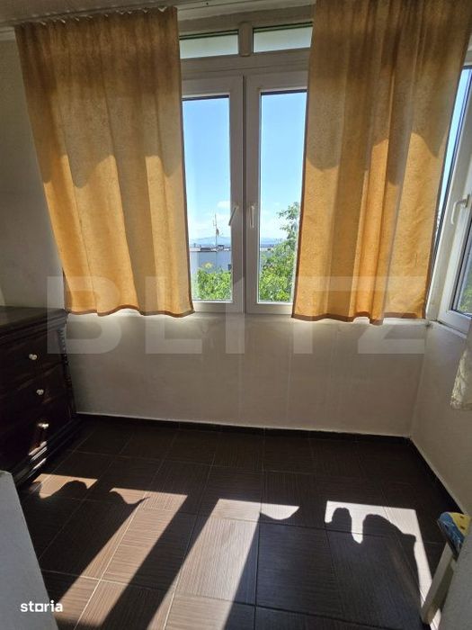 Apartament cu 3 camere, 70 mp, zona Reghin