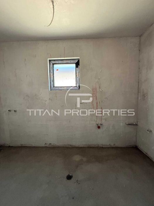 Продава се Тристаен апартамент в Пловдив, Остромила - 110 кв.м за 770 €/кв.м - Снимка #4