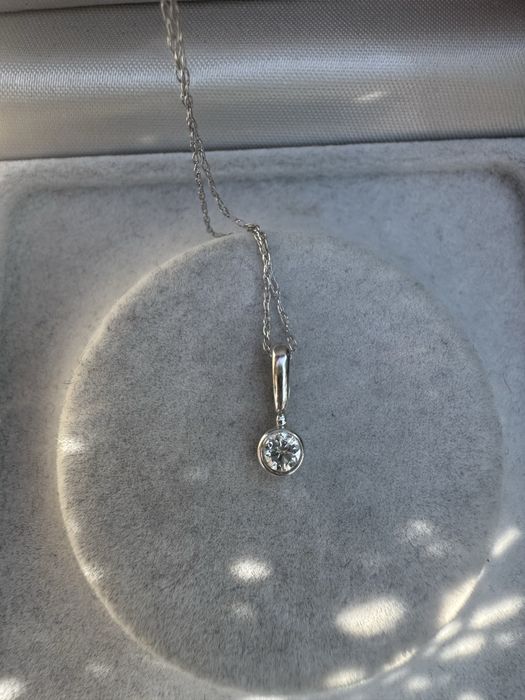 Pandantiv si lant aur- diamant 0,25 ct