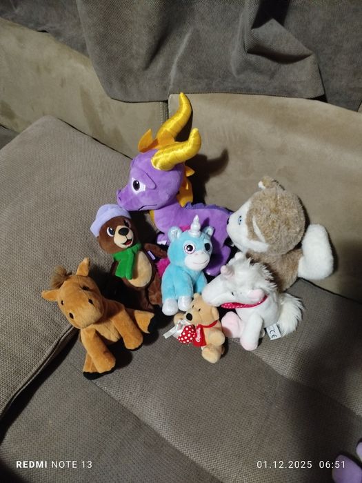 Детски играчки, плюшени, музикални, надуваеми