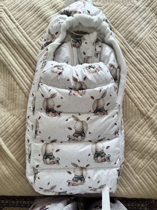 Продам весенний комбинезон с мешком