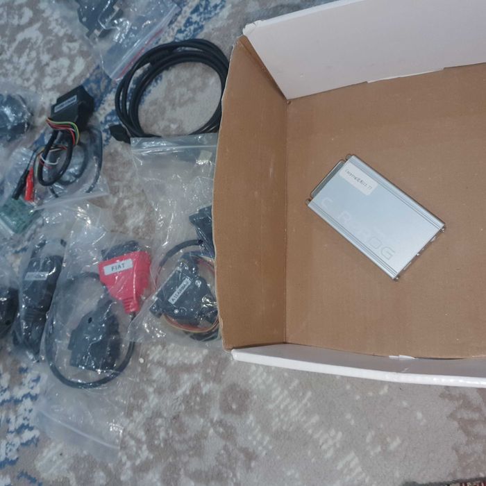 Аппарат для прошивки ЭБУ автомобиля.