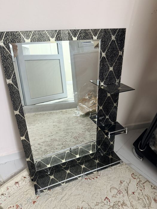 Зеркало для ванны с полками