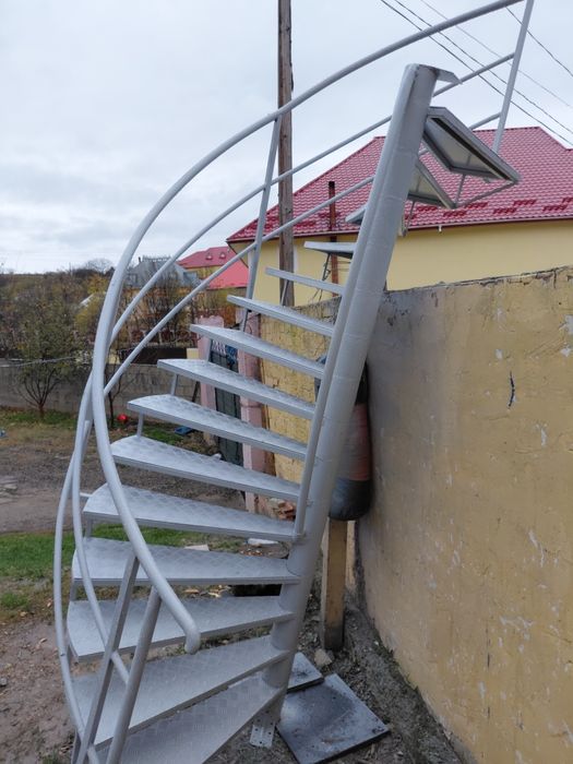 Vănd scară spirală