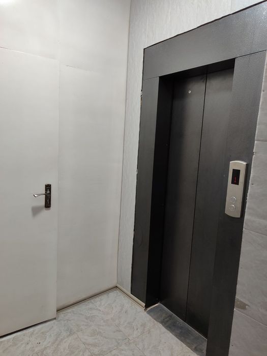 Срочно Продам квартиру На массиве Дустлик 2 конечка