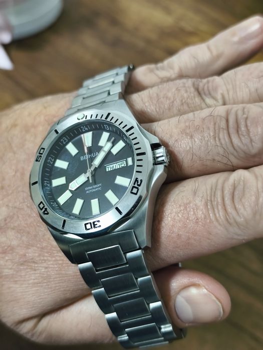 Автоматичен часовник