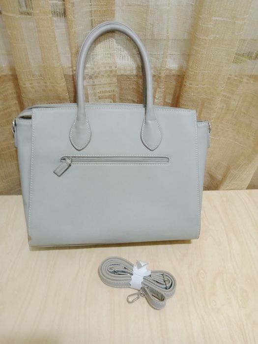 Продается сумка новая