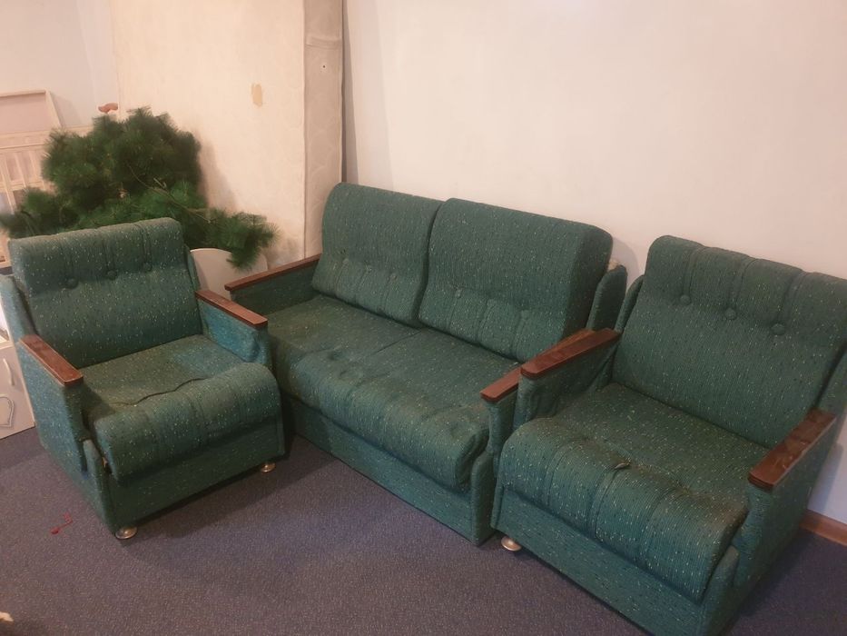 Диван в хорошем состоянии