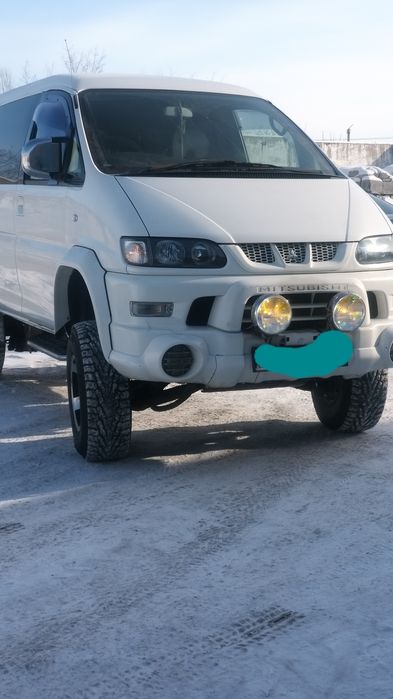 Продам автомобиль Митсубиси Делика
