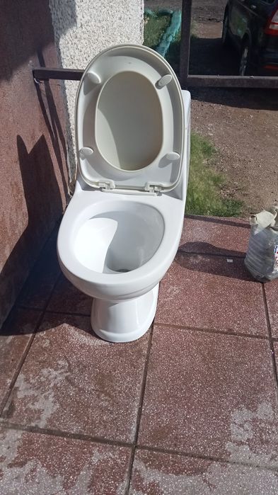 Унитаз сантехника