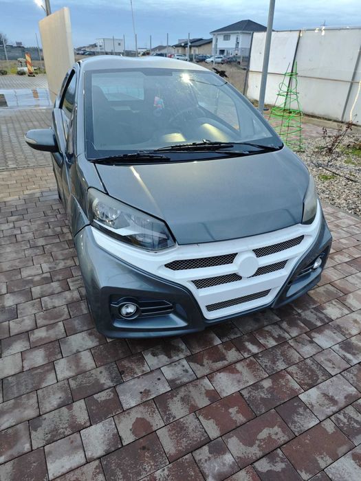 Masina de 16 ani B1– se conduce de la 16 ani!