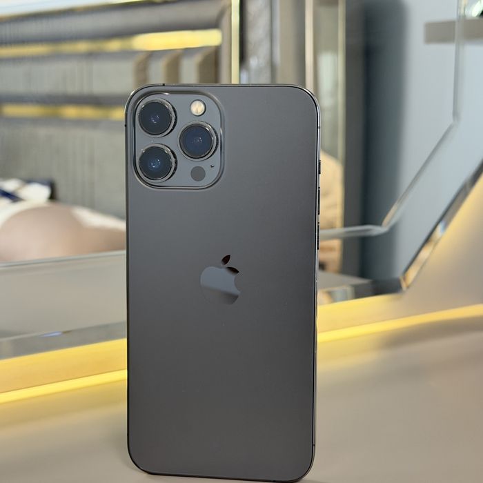 Vand sau schimb , IPhone  13 pro max Graphite 128 gb 5 G