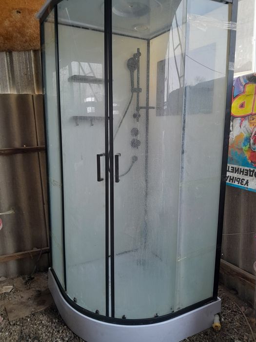 Душевая кабина, угловая.