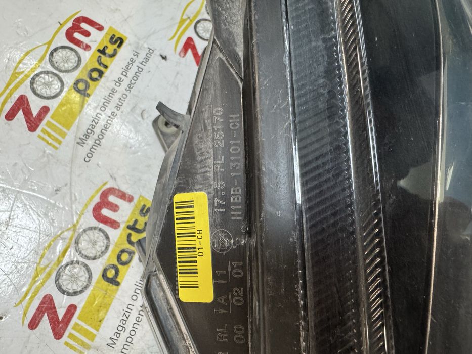 Far stanga cu LED si lupa Ford Fiesta 2017-2022