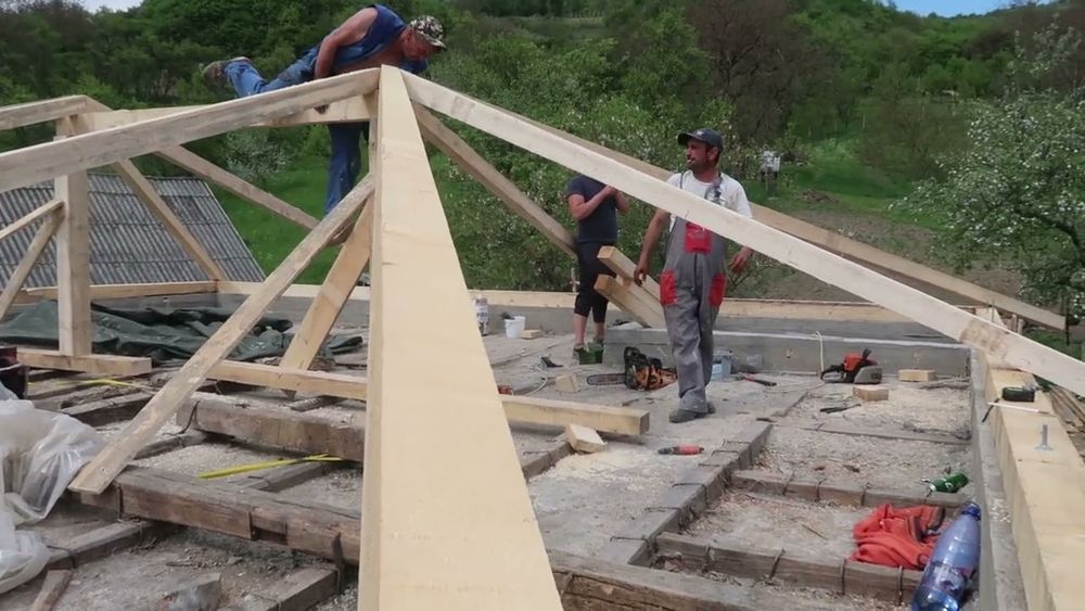 Acoperisuri, Dulgherii, Mansardarii jgheaburi si burlane reparatii