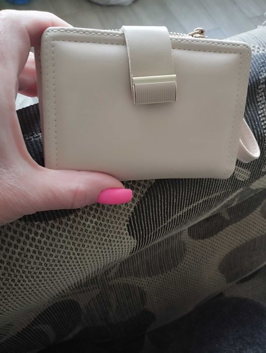 Нов дамски портфейл